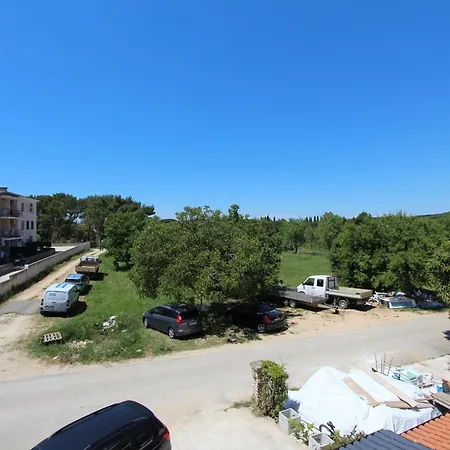 Gostinjska kuća And Sole 3*
